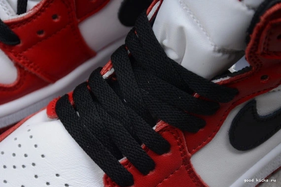 555088-101 "Chicago" Retro High 1 555088-101 Kids  Jordan Kid Air OG 0516